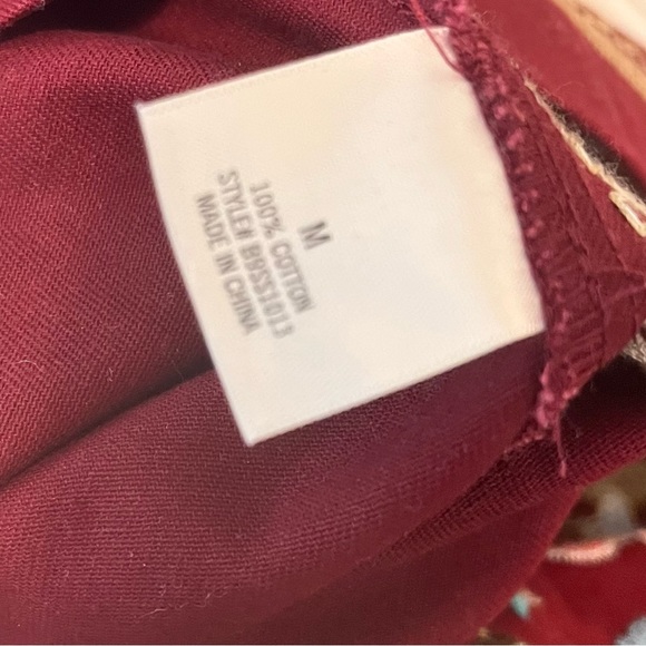 Harper miniskirt in berry color w/floral embroidery-Medium - Picture 10 of 11